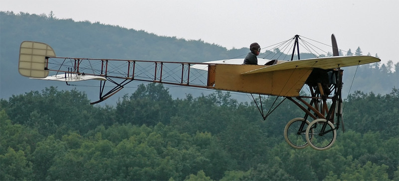 Реплика моноплана Bleriot XI, на котором Луи Блерио перелетел пролив Ла-Манш. Фото: Wikipedia